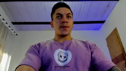 Snapshot of aquiles_51 chatting on 03.09.25 Jonathan online show from 03.09.25