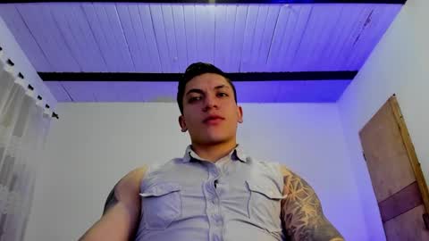 Snapshot of aquiles_51 chatting on 03.12.25 Jonathan online show from 03.12.25