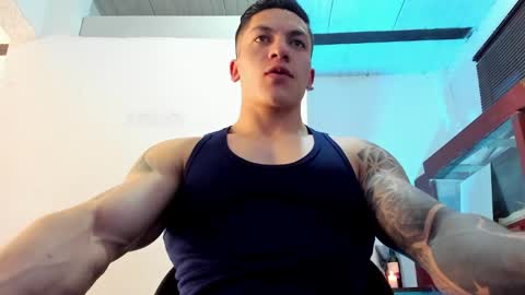 Snapshot of aquiles_51 chatting on 09.15.25 Jonathan online show from 09.15.25