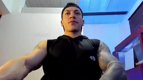 Snapshot of aquiles_51 chatting on 10.11.25 Jonathan online show from 10.11.25