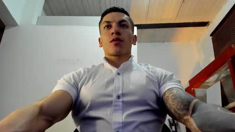 Snapshot of aquiles_51 chatting on 11.03.25 Jonathan online show from 11.03.25