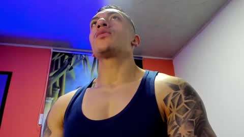 Snapshot of aquiles_51 chatting on 11.23.25 Jonathan online show from 11.23.25