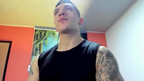 Snapshot of aquiles_51 chatting on 11.26.25 Jonathan online show from 11.26.25