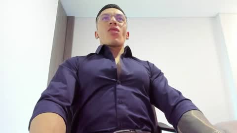 Jonathan online show from 06.12.26
