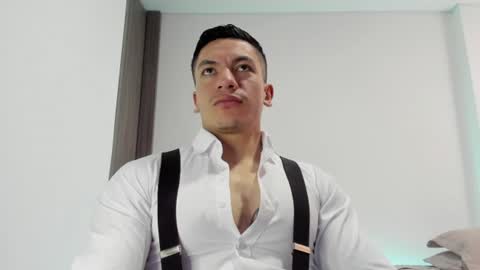 Snapshot of aquiles_51 chatting on 07.21.26 Jonathan online show from 07.21.26