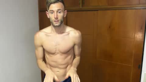 Snapshot of aquilesmade chatting on 12.13.24 Aquilesmade online show from 12.13.24