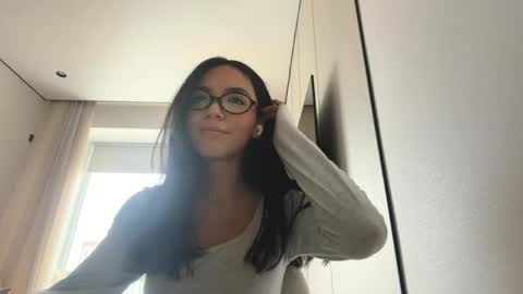 Snapshot of aracelisauberan chatting on 05.30.26 Rin online show from 05.30.26