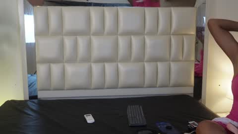   online show from 01.25.25