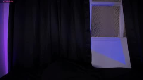 Aram 3 online show from 12.15.25