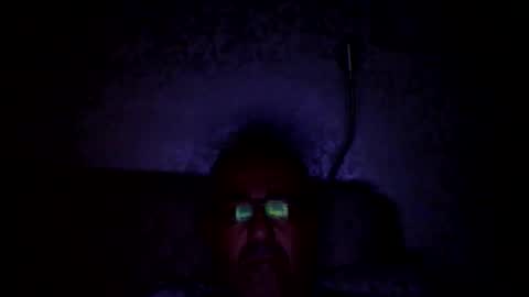 Snapshot of arammiran13 chatting on 12.27.24 arammiran13 online show from 12.27.24