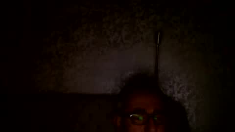 Snapshot of arammiran13 chatting on 12.31.24 arammiran13 online show from 12.31.24