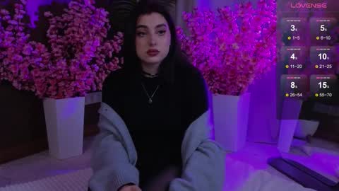 Snapshot of arcanedoll chatting on 10.17.25 arcanedoll online show from 10.17.25