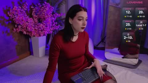 Snapshot of arcanedoll chatting on 10.23.25 arcanedoll online show from 10.23.25