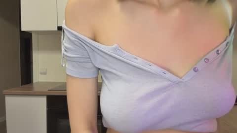 Caroline online show from 07.28.26