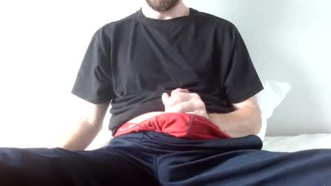 Snapshot of arekusan6 chatting on 10.25.25 Arek online show from 10.25.25