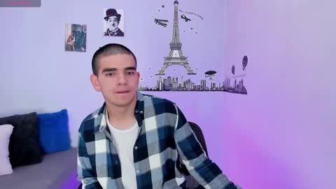 Snapshot of ares_johnsonn chatting on 01.03.25 Ares online show from 01.03.25