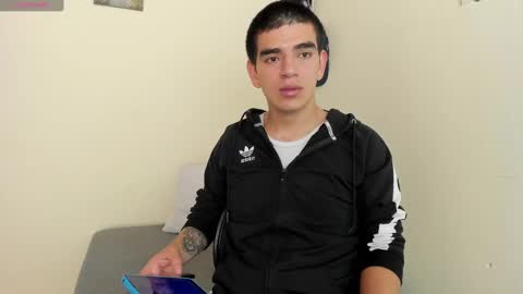 Snapshot of ares_johnsonn chatting on 01.24.25 Ares online show from 01.24.25