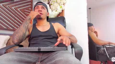 Snapshot of ares_stone chatting on 11.29.25 Ares Stone online show from 11.29.25