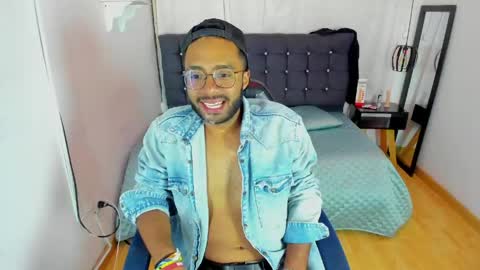 Alex Cortez online show from 05.05.26