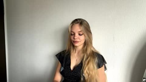 Amelia online show from 11.05.25