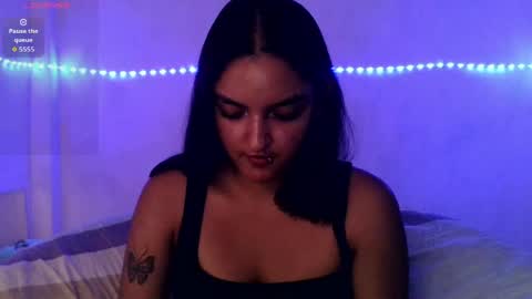 Bella online show from 04.30.26