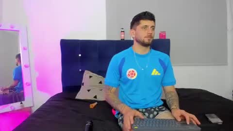 Ari and loggan online show from 06.28.26