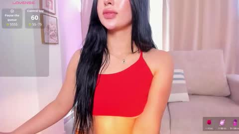 Snapshot of ari_es chatting on 12.02.25 Ari online show from 12.02.25