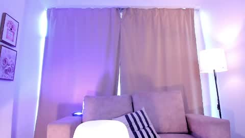 Ari online show from 04.27.26