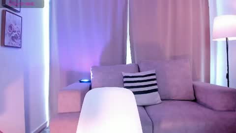 Ari online show from 05.05.26