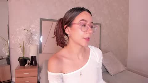 Ari Wilde online show from 06.22.26