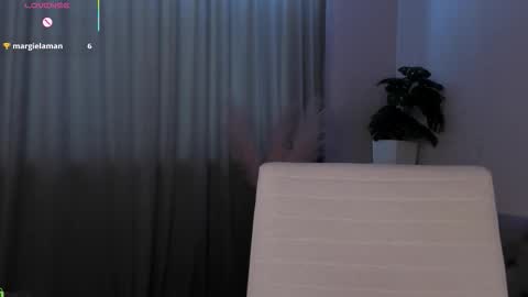 aria_mila online show from 03.27.26