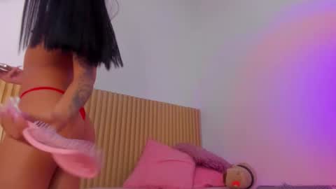 Aria Millers  online show from 03.05.26