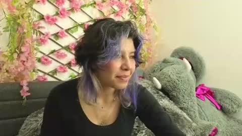 aria_silk online show from 06.25.26