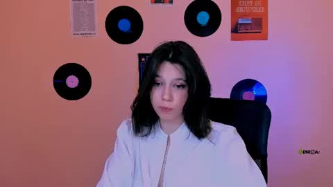 aria_wild_ online show from 06.20.26