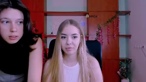aria_wild_ online show from 06.25.26