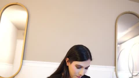 Snapshot of ariaa_isabell chatting on 07.22.26 Ariaa online show from 07.22.26