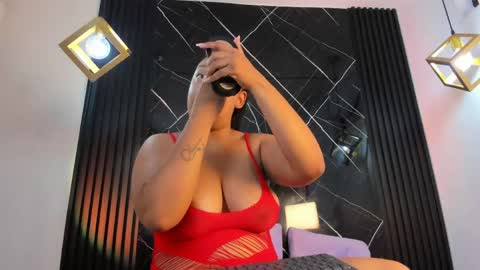 Snapshot of ariabelle1 chatting on 06.05.26 AriaBelle1 online show from 06.05.26