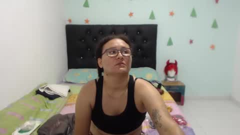 ...Ariana... online show from 01.13.25