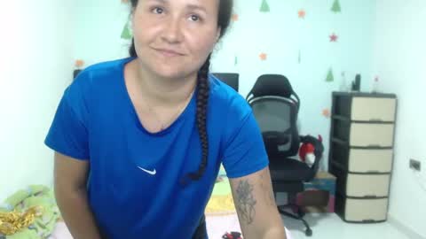 ...Ariana... online show from 01.14.25