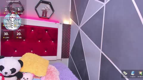 Snapshot of ariadna_evangeline chatting on 12.07.24 Angel online show from 12.07.24