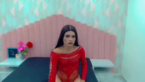 Snapshot of ariadna_princes chatting on 01.27.25 ARIADNA online show from 01.27.25