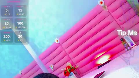 Snapshot of ariadna_princes chatting on 10.23.25 ARIADNA online show from 10.23.25