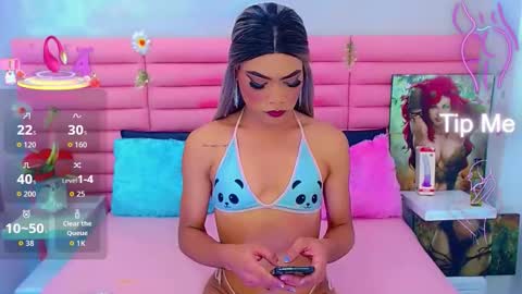 Snapshot of ariadna_princes chatting on 11.14.25 ARIADNA online show from 11.14.25