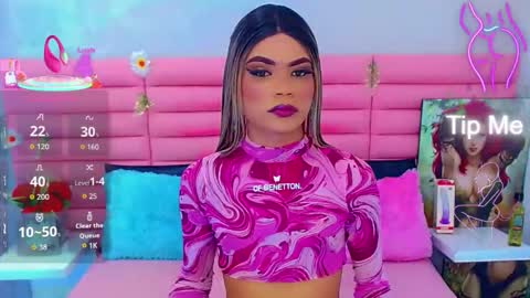 Snapshot of ariadna_princes chatting on 11.15.25 ARIADNA online show from 11.15.25