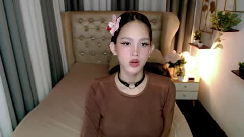 Snapshot of ariahooper chatting on 02.27.26 Christine JorgensenChristmas wish breasts implants online show from 02.27.26