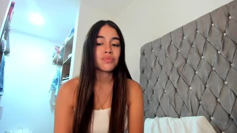 Aria Montgomery online show from 12.22.24