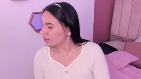 ariana__clauss online show from 12.02.25