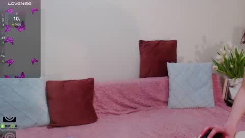 Snapshot of ariana_addams2 chatting on 03.11.26 ariana_addams2 online show from 03.11.26