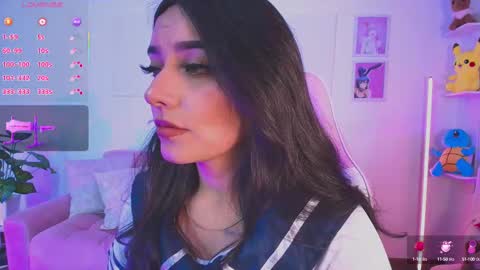   online show from 10.05.25