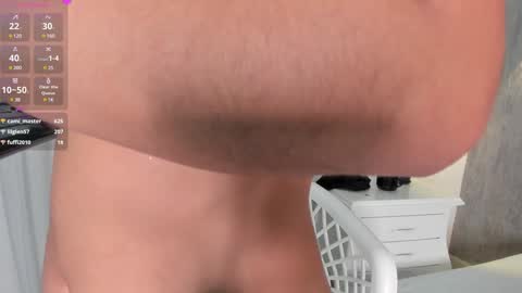 Snapshot of ariana_ceballos chatting on 01.10.25 ARIANA online show from 01.10.25